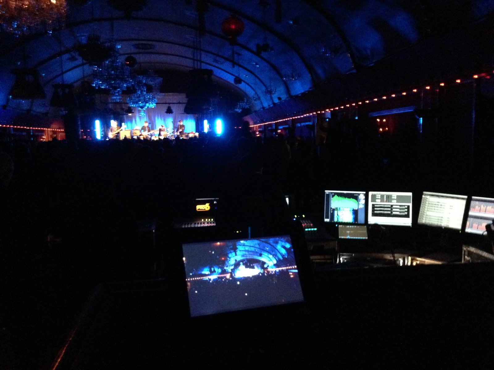 Noel Gallagher in Concert - Rivoli Ballroom - camera operator hire London