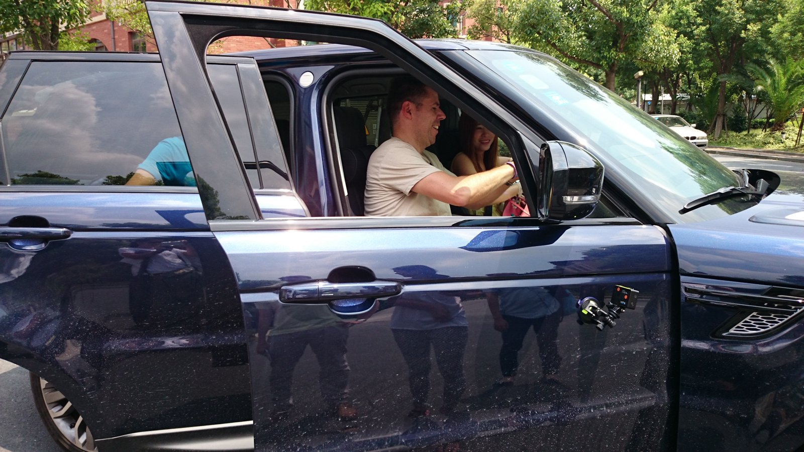 Range Rover Worldwide - Russia, Shanghai, LA & Dubai - camera operator hire London